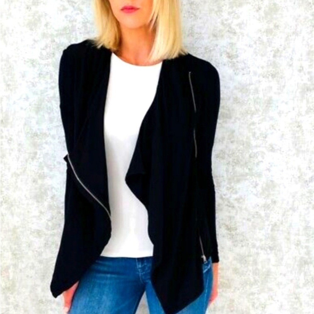 Aritzia Babaton Lightweight Zip Jacket Size Small